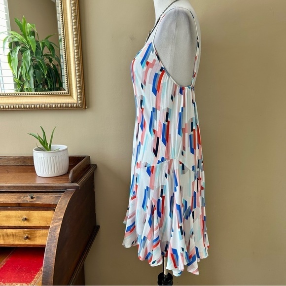 YUMI KIM Destination Dress in Split Screen Red White Blue Shift Mini Slip Size L - Picture 10 of 12